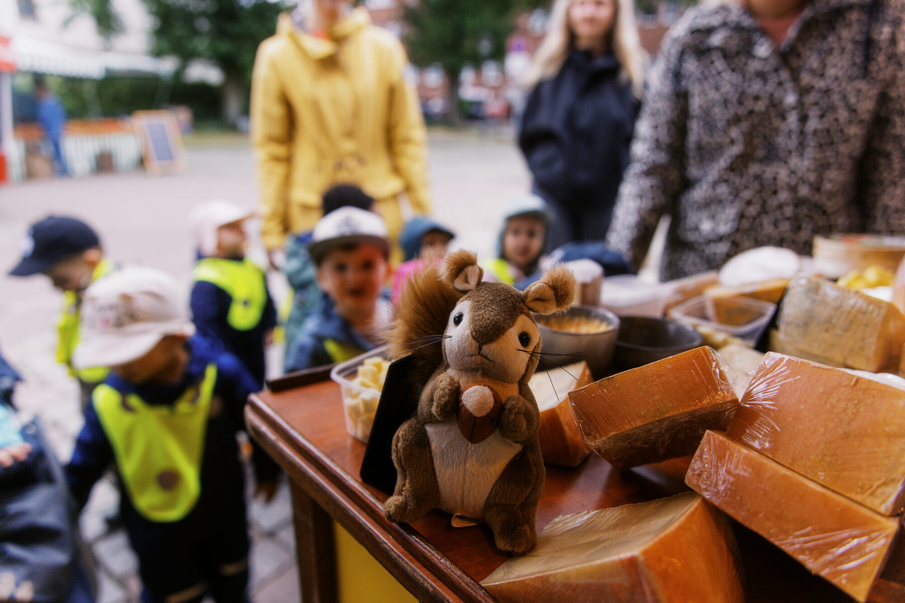 Käsestand auf dem Wochenmarkt Am Sande